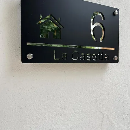 Semesterbostad La Casetta *